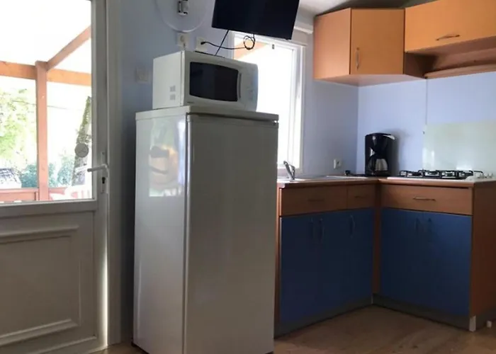 Camping Mobil Home - 6 Pers., Terrasse - Api-1-52-1587 *